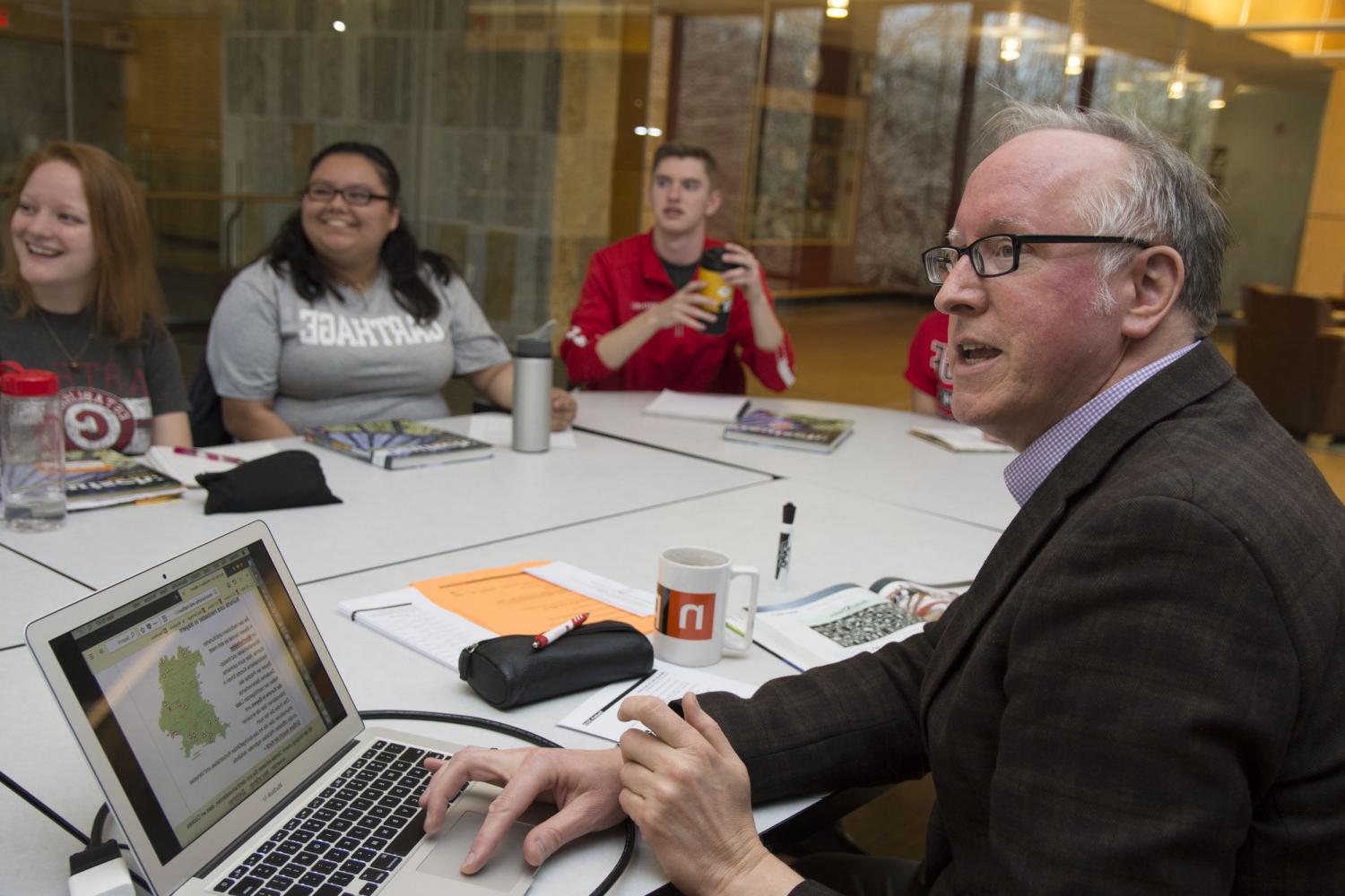 German professor Greg Baer leads a classroom discussion.